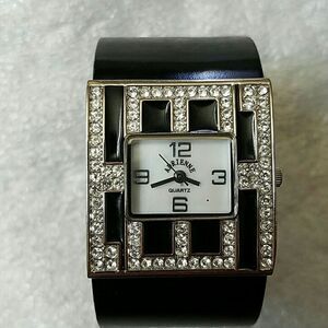 ADRIENNE QUARTZ